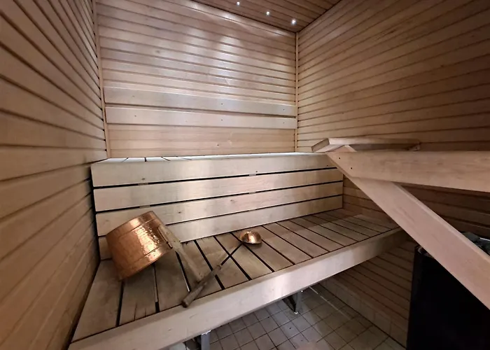 Seastar 103 * קאלאיוקי